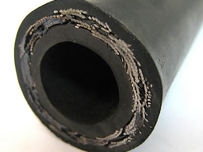 It shows one steel wire braided hose with three layers of reinforcement.